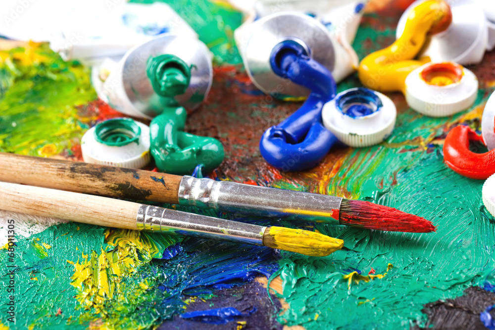 Obraz premium Paints and brushes