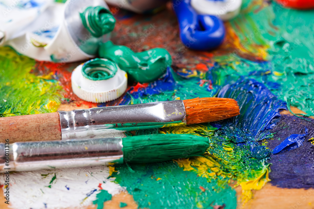 Obraz premium Paints and brushes