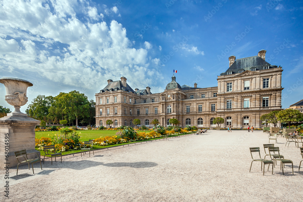 Fototapeta premium Jardin du Luxembourg in Paris