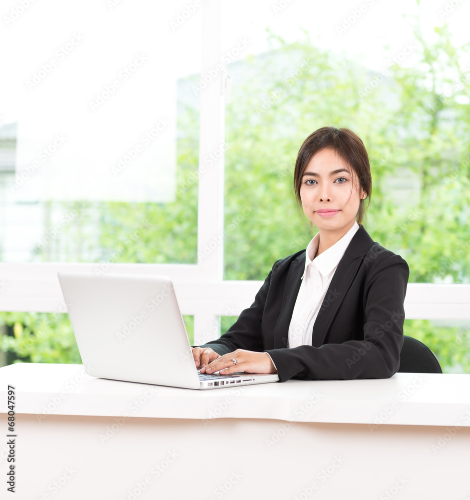 Business woman using computer laptop Business woman using computer laptop