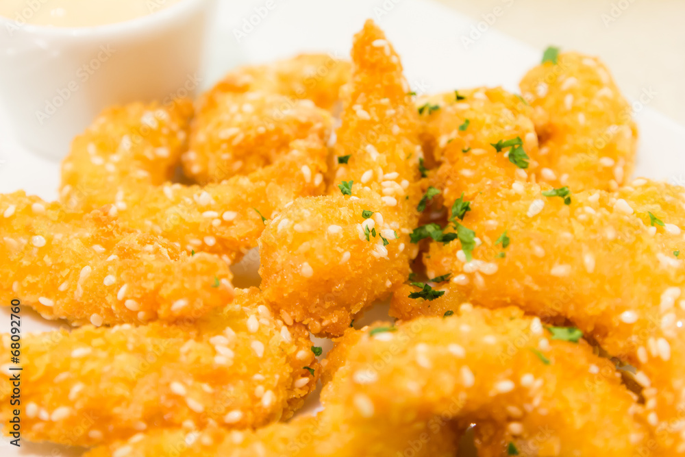 Deep fried shrimp with dip sauce Deep fried shrimp with dip sauce