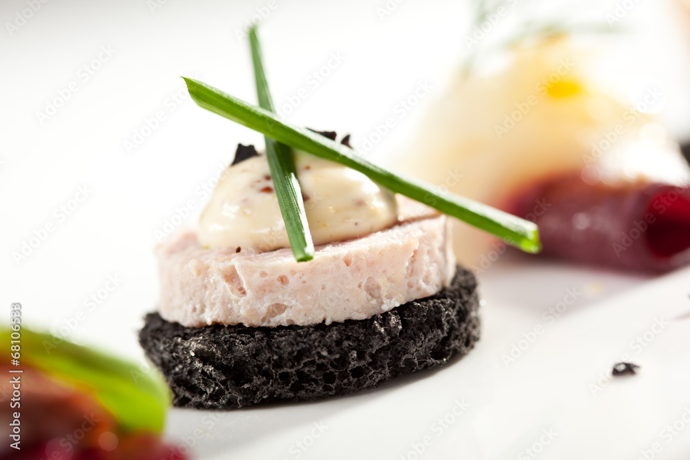 Canapes Canapes