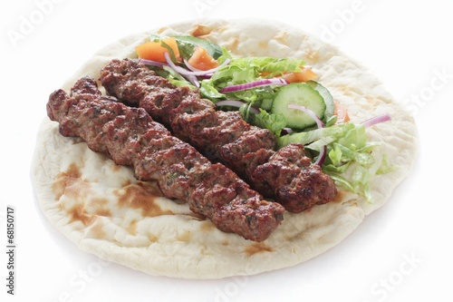Ταπετσαρία shish kofte kofta tikka flat bread wrap