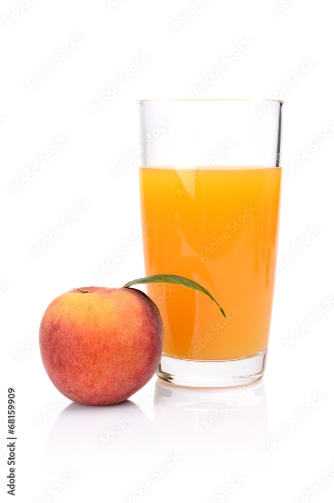 Close-up shot sliced orange peach with juice and leaf Close-up shot sliced orange peach with juice and leaf
