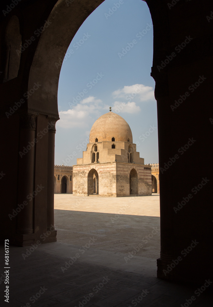 Fototapeta premium Ibn-Tulun-Mosque in Cairo, Egypt