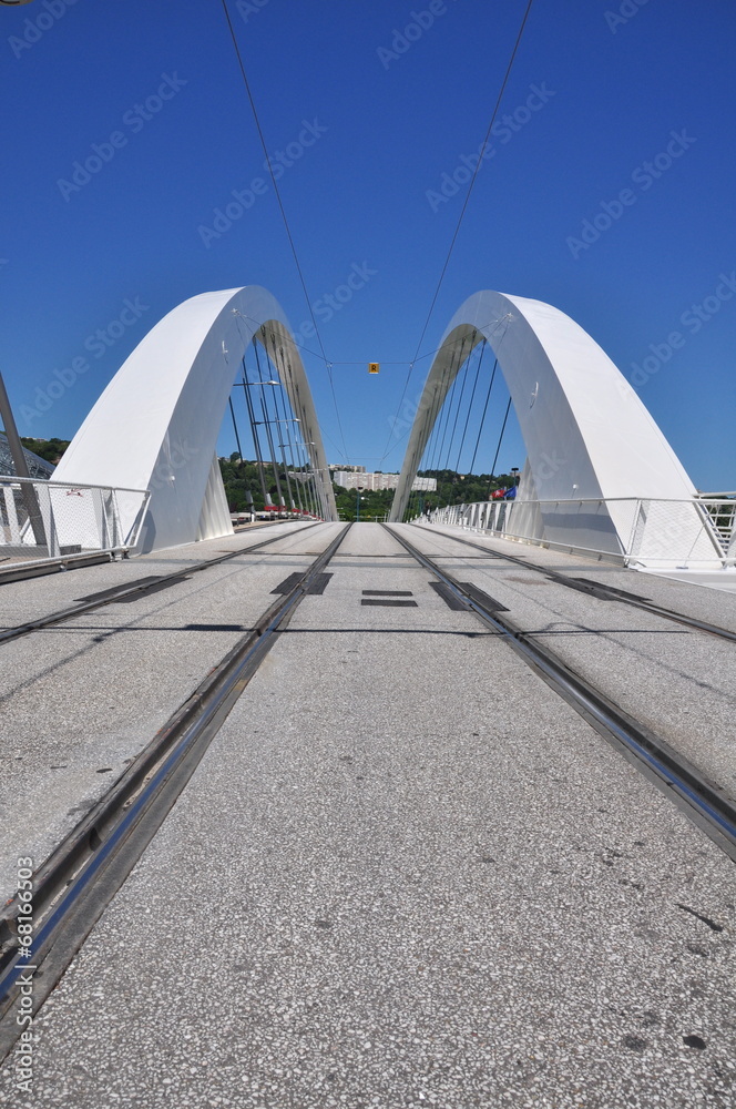 Fototapeta premium Pont Raymond-Barre à Lyon