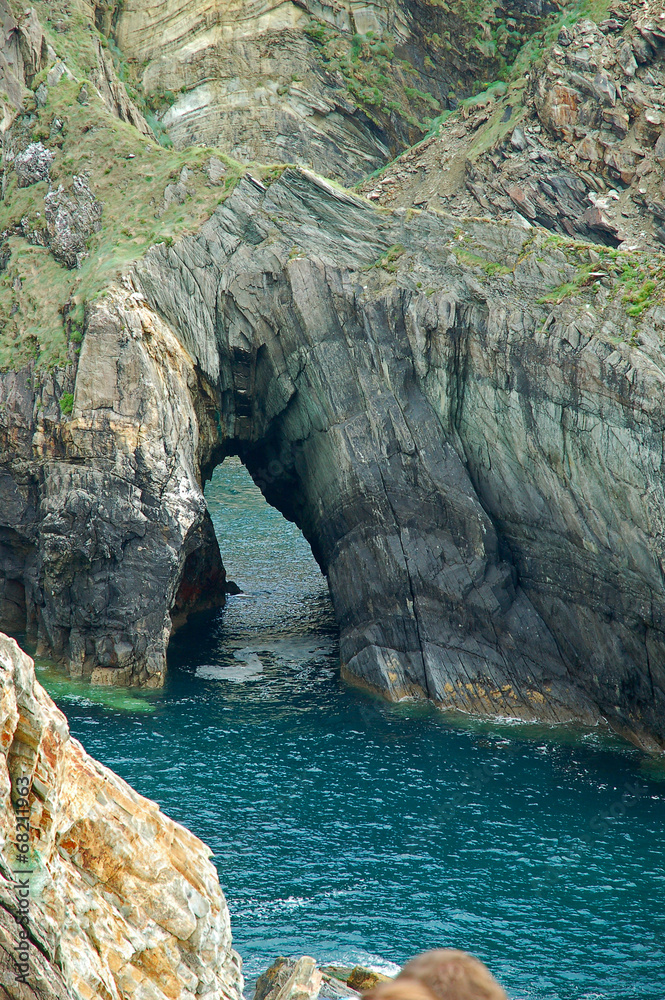 Arch cliff