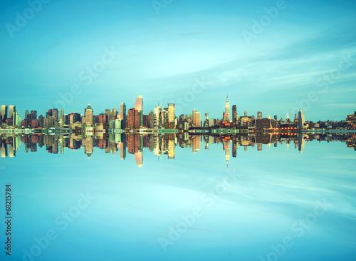 new york city cityscape over hudson river pic