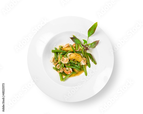 Satan from shrimp and green beans