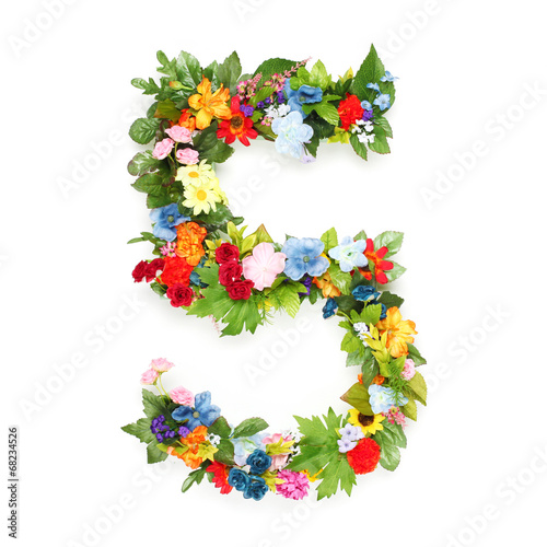 Numbers made of leaves and flowers