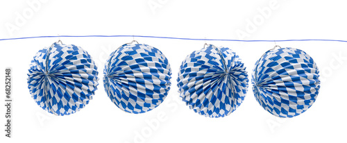 Weiß-Blaue Lampions