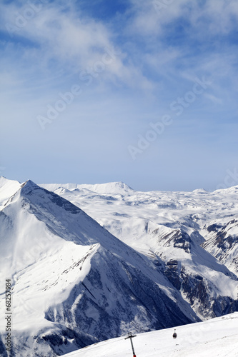 Winter snowy mountains © BSANI