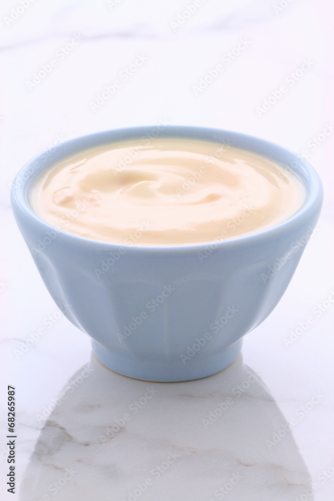 Fresh peach yogurt Fresh peach yogurt
