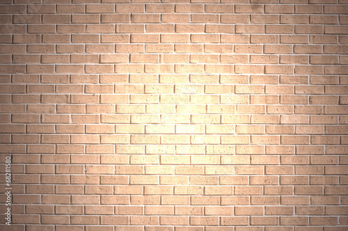 Beleuchtete Mauer