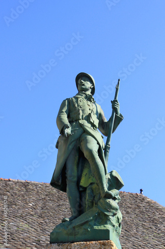 Monument aux morts.