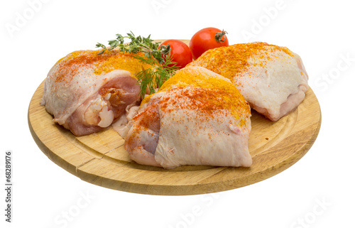 Raw chicken thigh