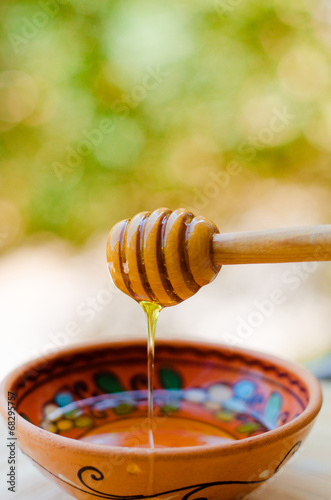 trickle of honey