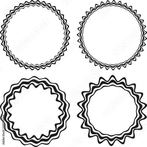 Set of four round frames