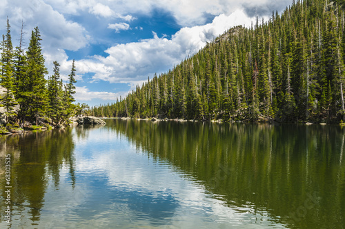Fototapeta Naklejka Na Ścianę i Meble -  Dream Lake Colorado
