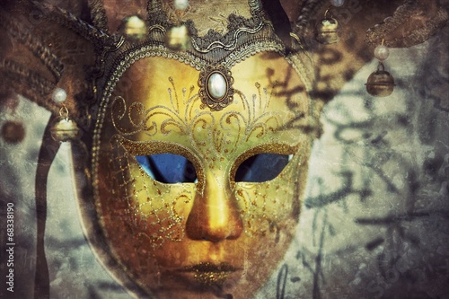Wenecka maska w stylu retro