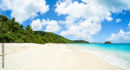 Fototapeta Naklejka Na Ścianę i Meble -  Beautiful Caribbean beach