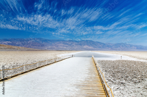 Badwater Basin in Death Valley © lenpri