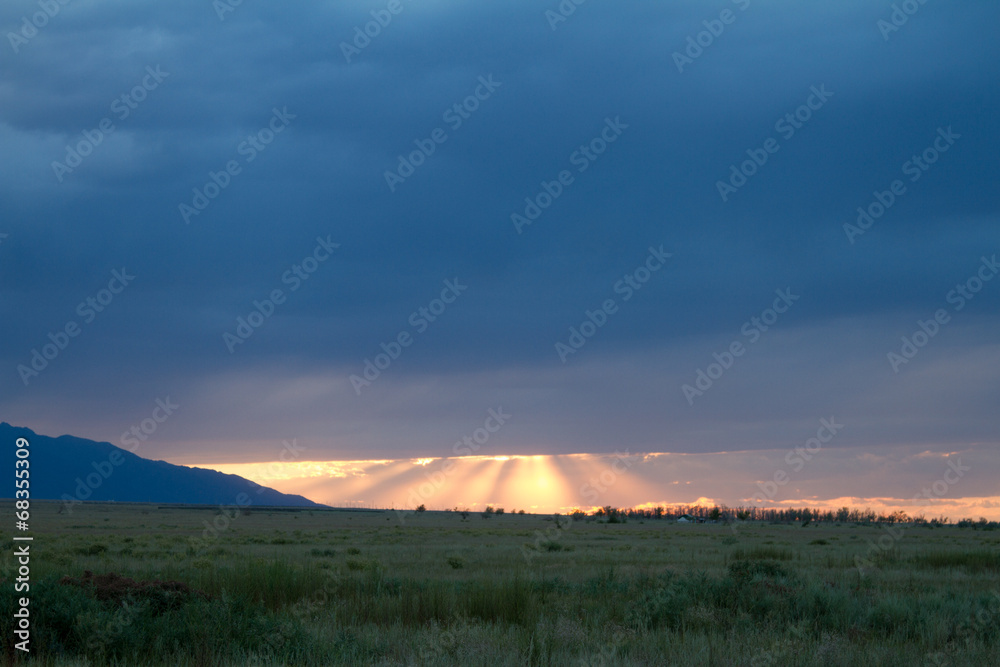 Fototapeta premium sunset in the mountains