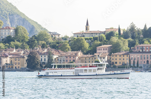 Lago di Como photo