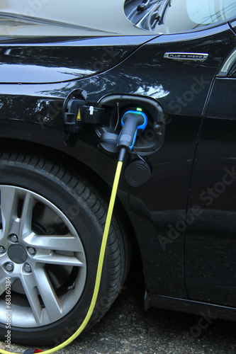 Hybrid car recharge