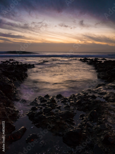 Abenddämmerung an der Küste von La Caleta auf Teneriffa