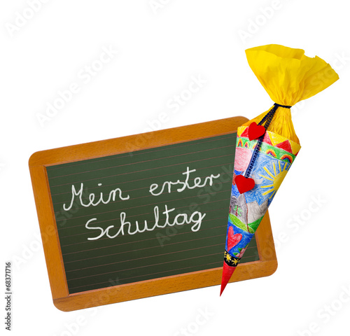 Schultüte und Schiefertafel