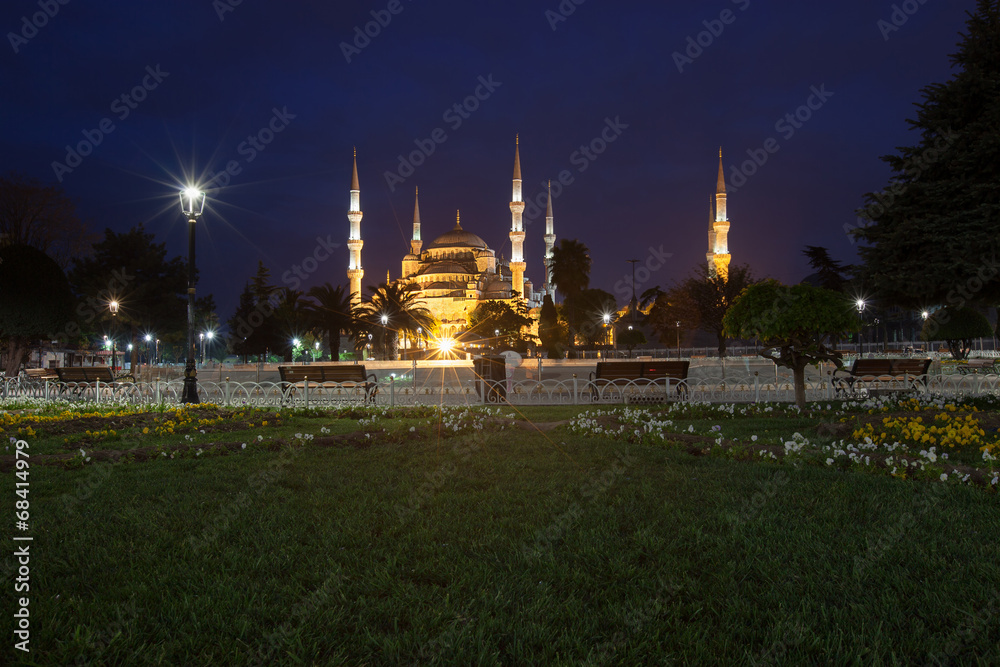 Sultanahmet Blue Mosque at night