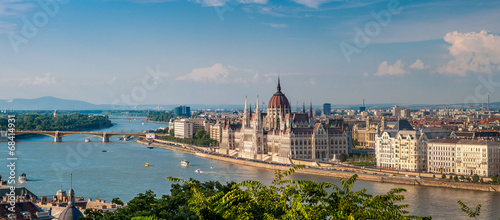 Canvas Print Panorama view at the parliament with Danube river in Budapest