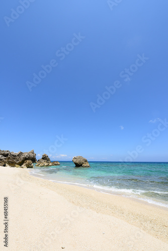 南国の美しいビーチと紺碧の空 © sunabesyou