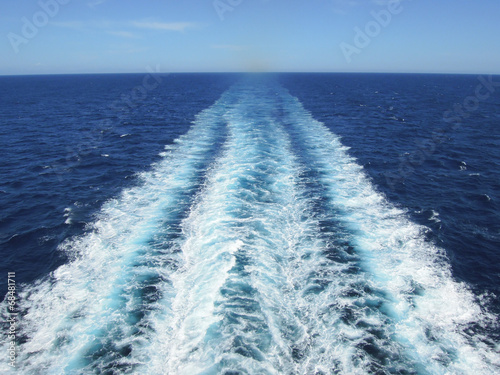 Waves of a cruisership photo