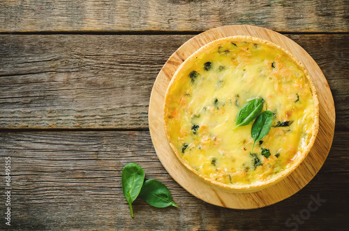 quiche with salmon and spinach
