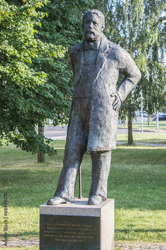 Fritz Reuter Statue Rostock Reutershagen StockFoto Adobe Stock