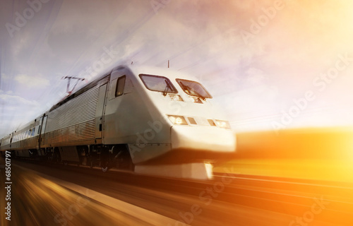 Fast train with motion blur © Mikael Damkier