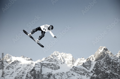 Snowboarding sport
