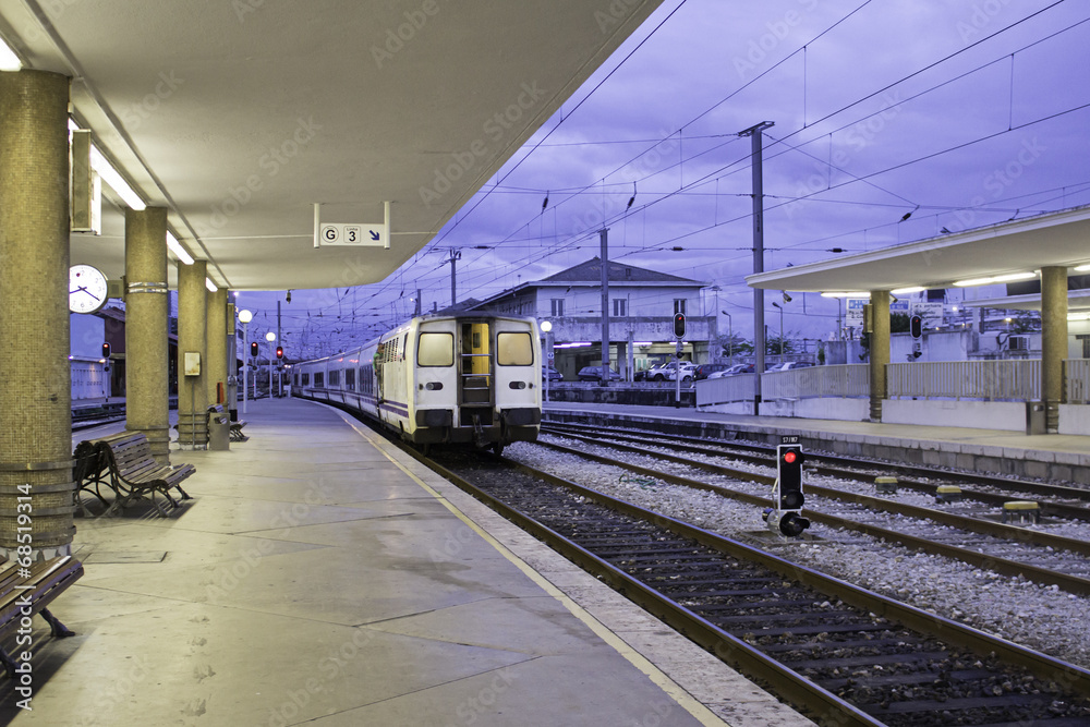 Obraz premium Anden train station