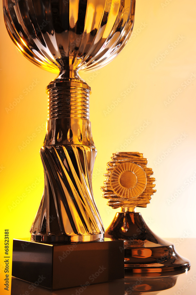 Pokal Stock-Foto | Adobe Stock