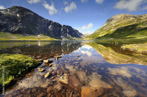Fototapeta Naklejka Na Ścianę i Meble -  Norwegia, Lofoty, Groti, piękny krajobraz