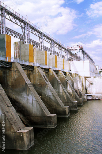 Hydroelectric pumped storage