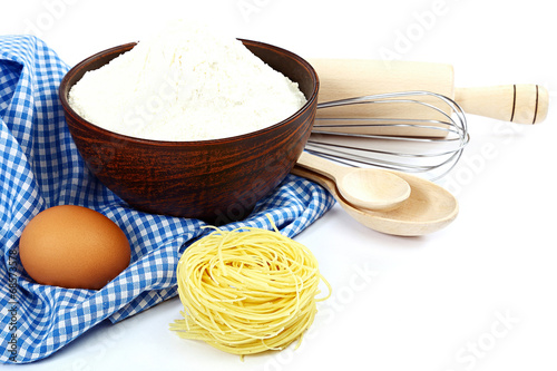Fotografie Supplies and ingredients for baking or making pasta.