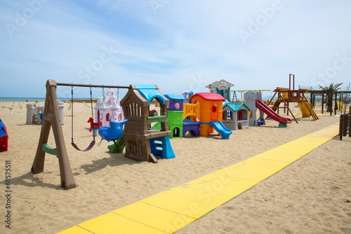 Wallpaper Mural Детская площадка на пляже в Римини. Torontodigital.ca