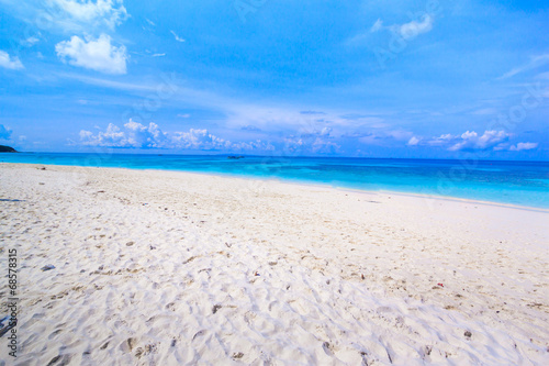 Tropical beach of Andaman Sea in Tachai island - Thailand © borilove