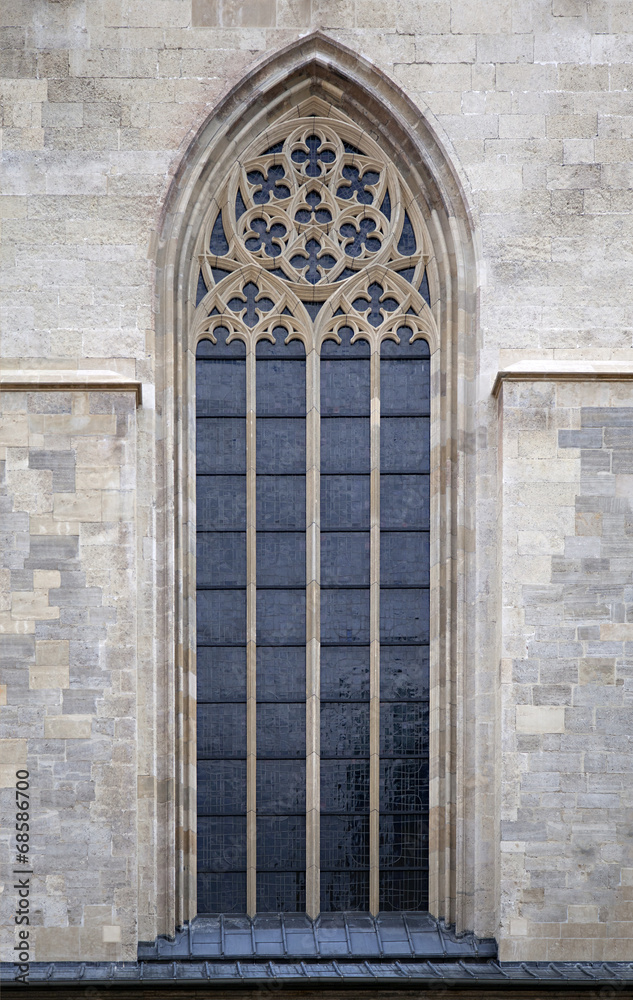 Gothic window - obrazy, fototapety, plakaty 