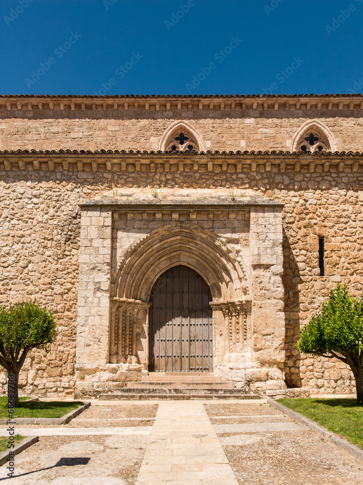 Puerta en Iglesia de San Felipe. Brihuega. Guadalajara. España