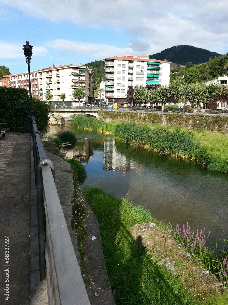 Fototapeta premium Rio de balmaseda
