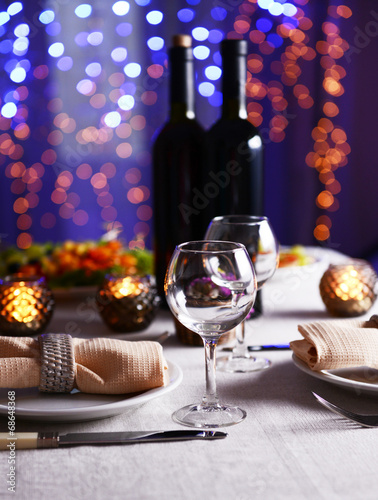 Table setting in restaurant